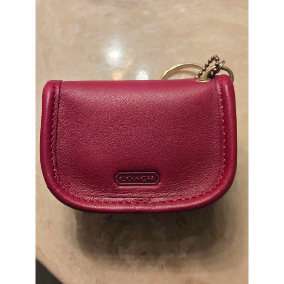 Vintage Coach Red Ciity bag key fob - Picture 3 of 3